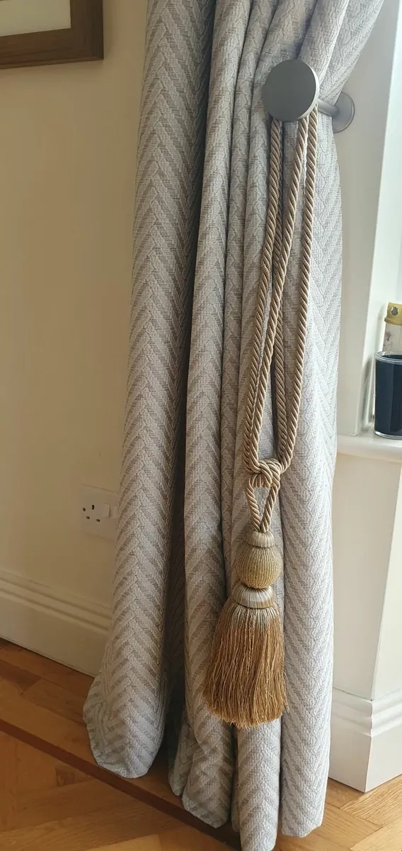 6 x Curtain Swag Gold Tie Backs - Image 3