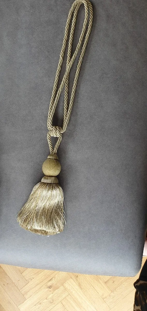 6 x Curtain Swag Gold Tie Backs - Image 4