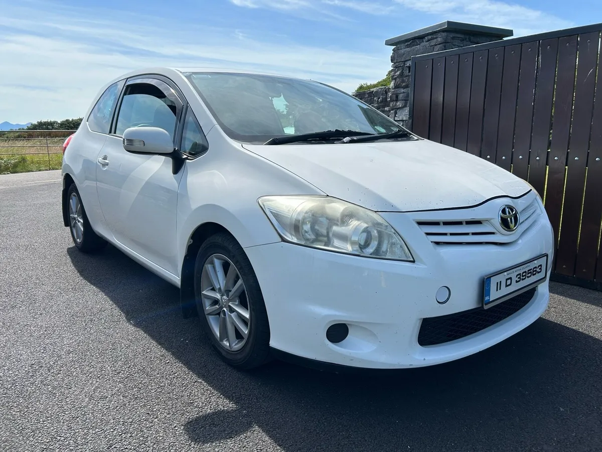 2011 Toyota Auris Van.. Long DOE & New Service - Image 1