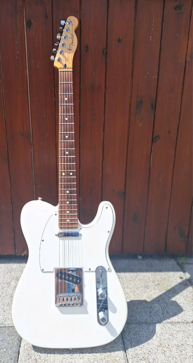 Fender Player Series Telecaster - Image 1