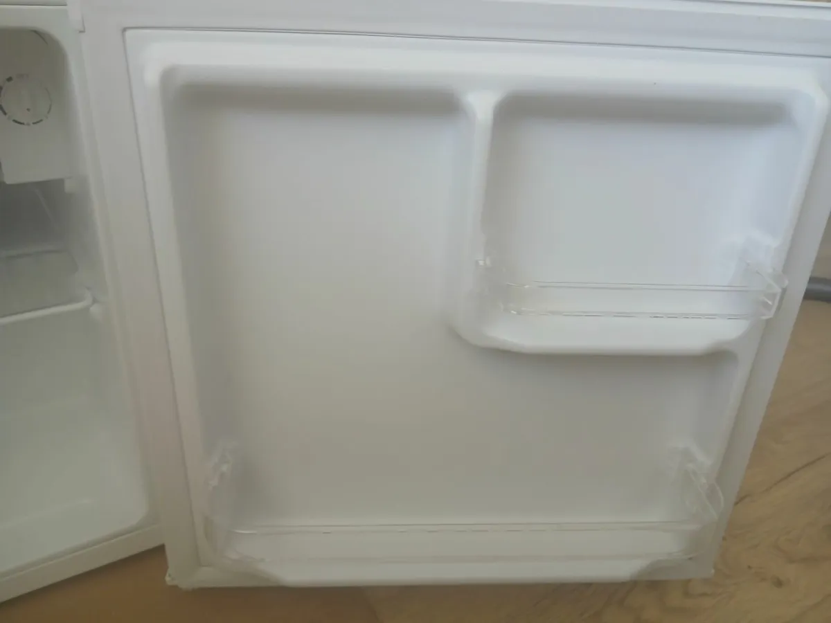 Table top fridge - Image 3