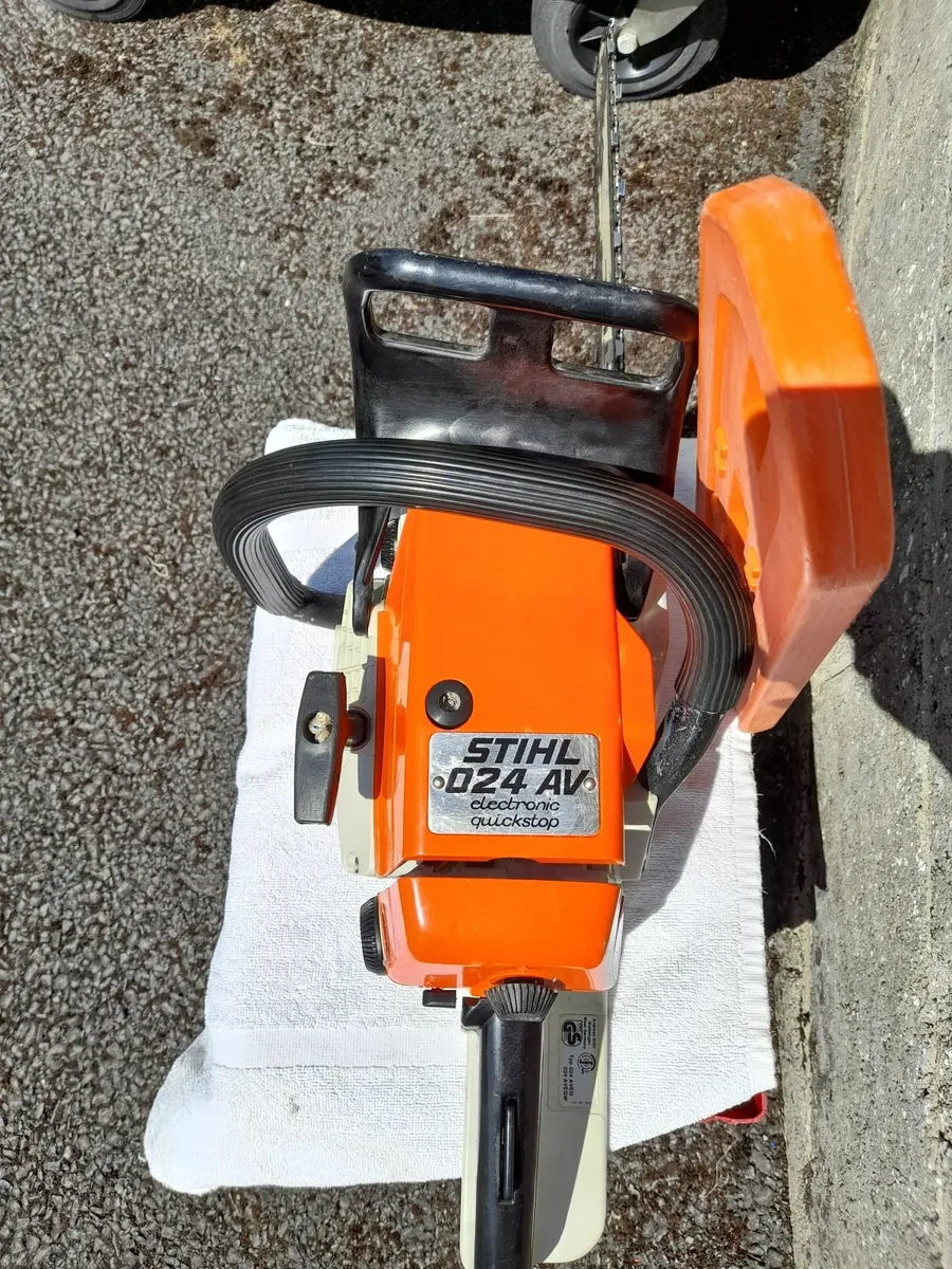Selling Chainsaw - Image 3