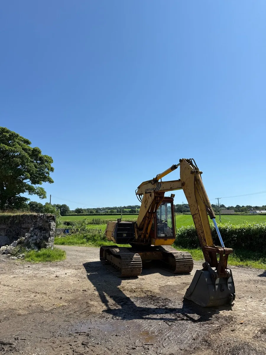 1985 JCB 814 Powerslide digger - Image 3