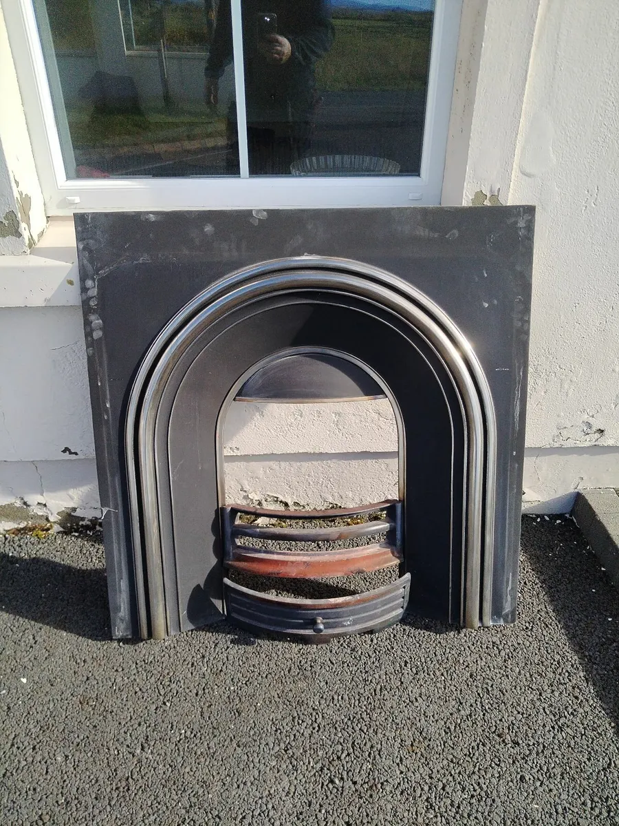 Fireplace insert - Image 1