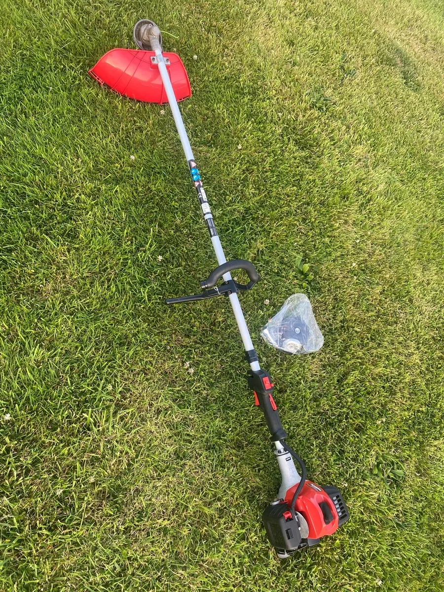 Strimmer for sale - Image 2