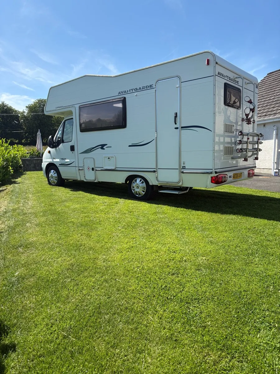 Compass avant-garde motorhome - Image 3