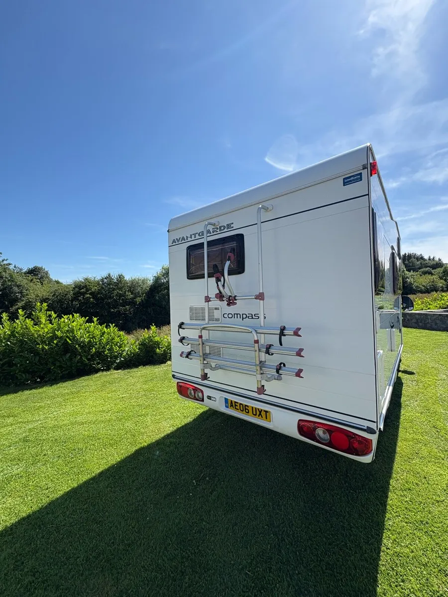 Compass avant-garde motorhome - Image 4