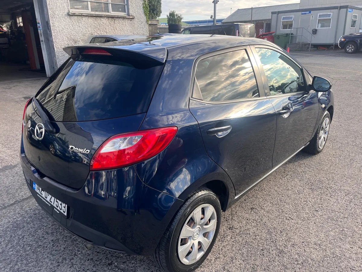 142 mazda Demio immobiliser - Image 4
