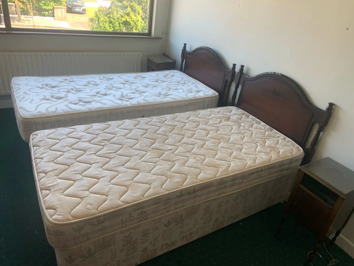 Single beds €30 each - Image 2