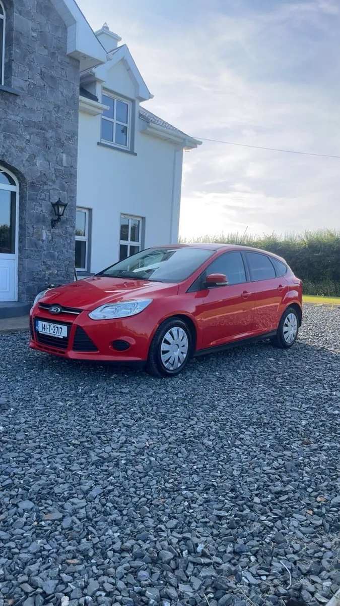 Ford Focus - Image 2