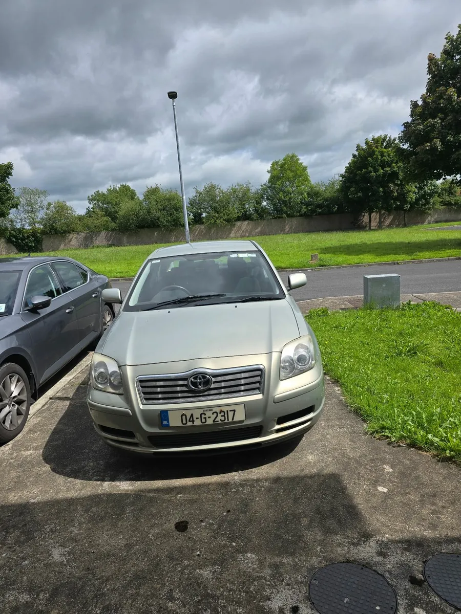 Toyota Avensis 2004 - Image 4