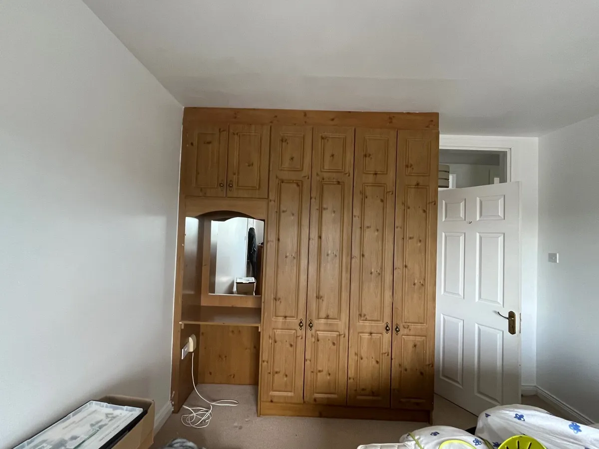 Fitted wardrobe