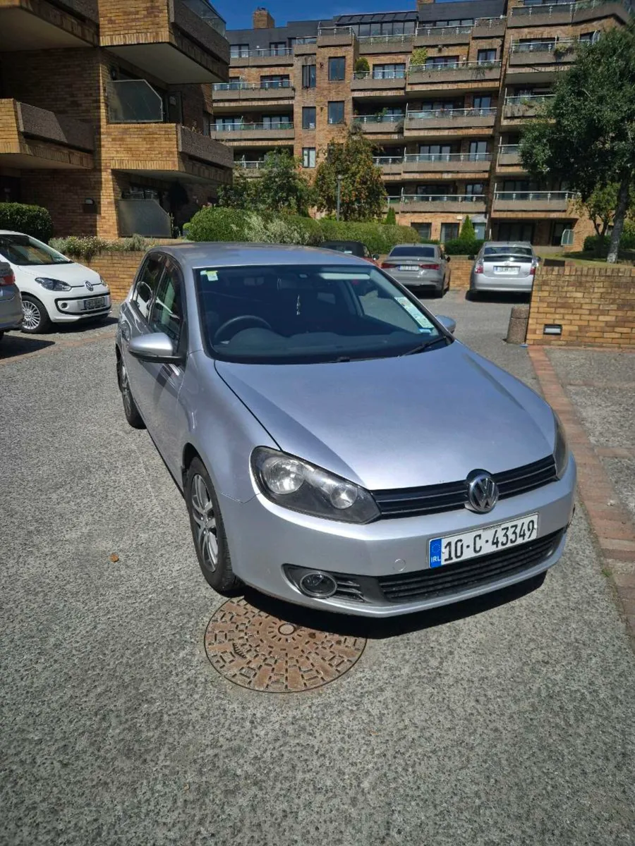 2010 Volkswagen Golf 1.6 TDI - Image 1