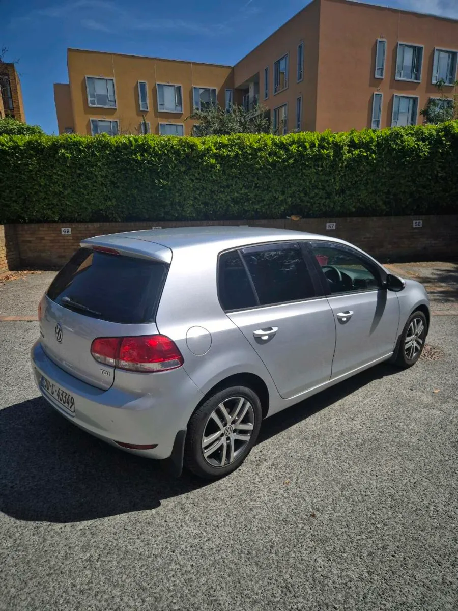 2010 Volkswagen Golf 1.6 TDI - Image 3