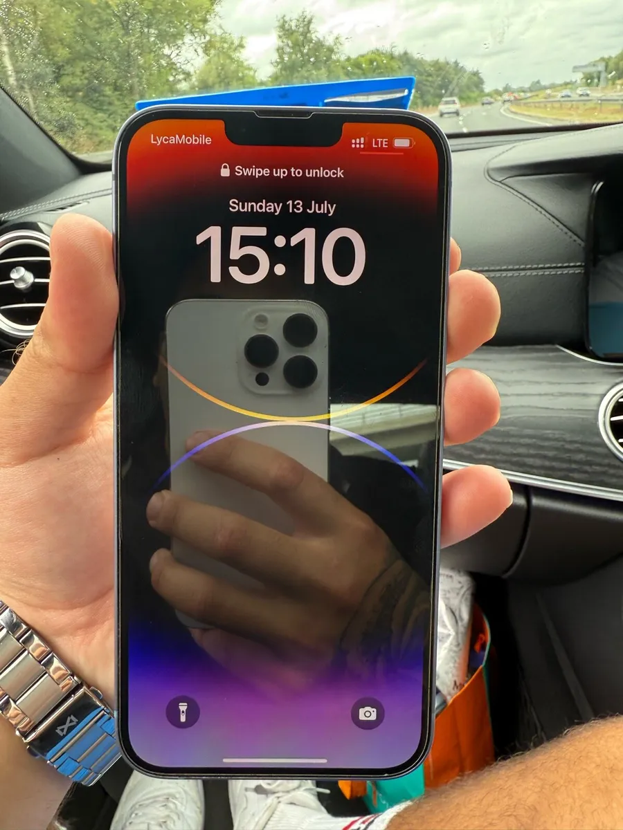 iPhone 14 Plus - Image 1