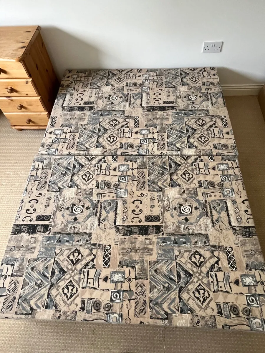 Double divan base