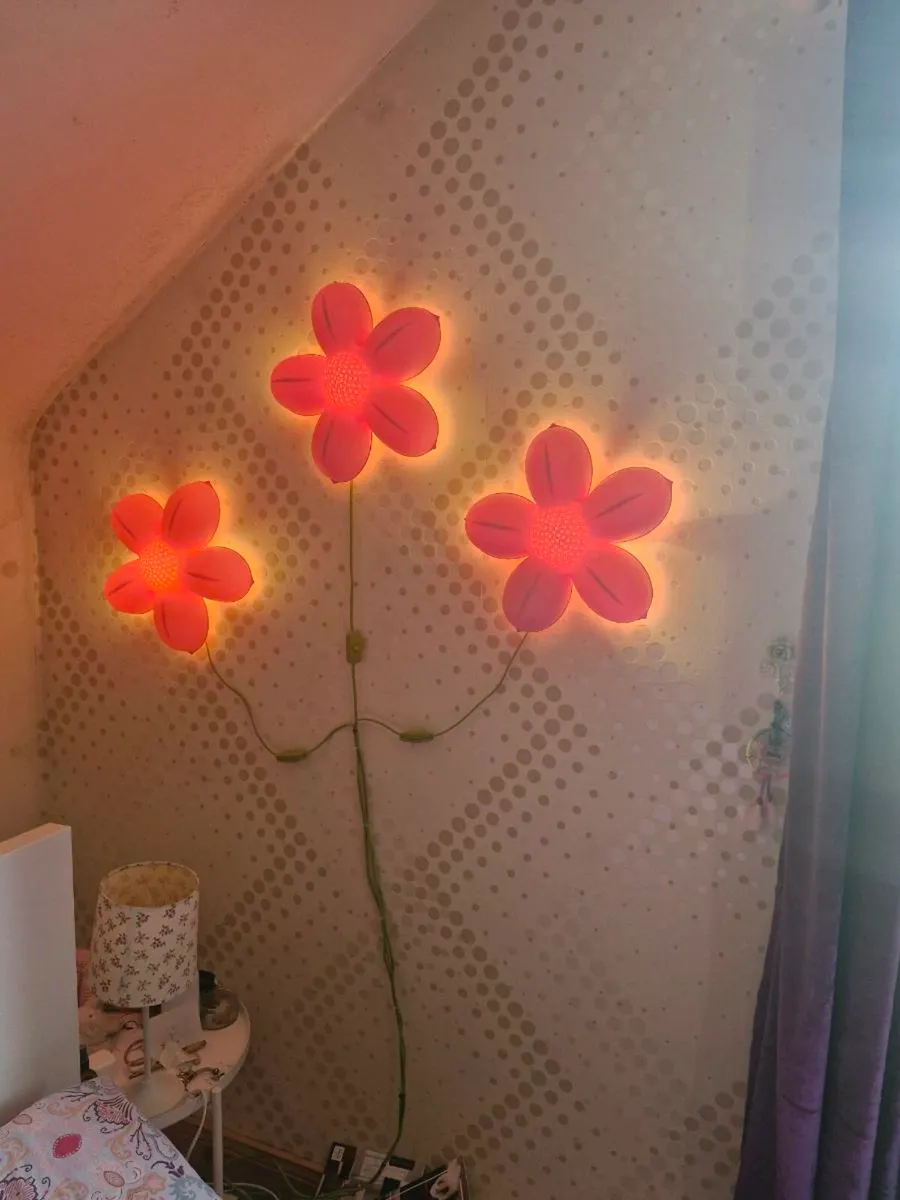 Ikea flower wall lights x 3 - Image 3
