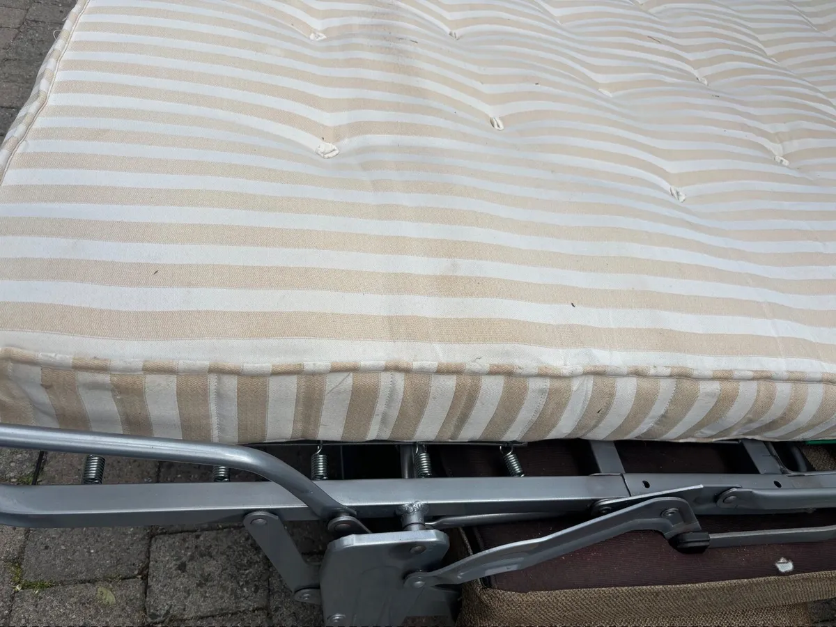Sofa bed - Image 4