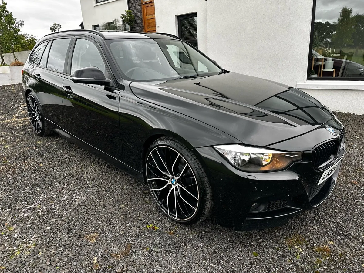 BMW 320d F31 estate - Image 2