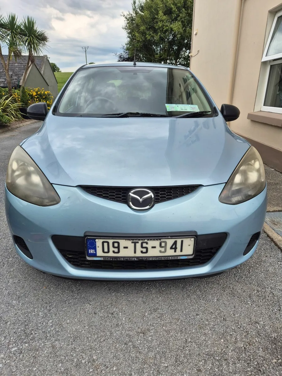 Mazda Mazda2 2009 - Image 2