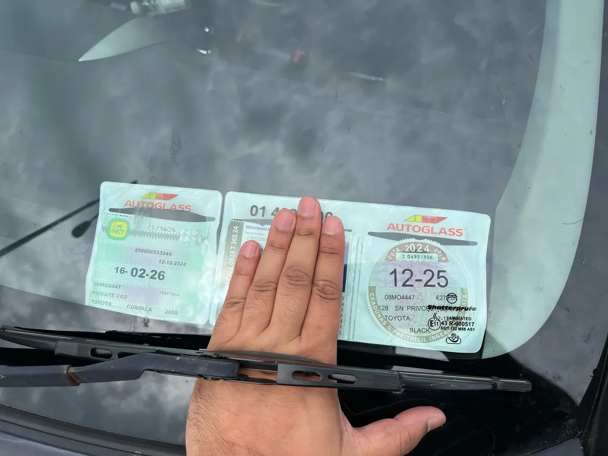 Toyota Corolla 1.4D with rear camera/multimedia - Image 2