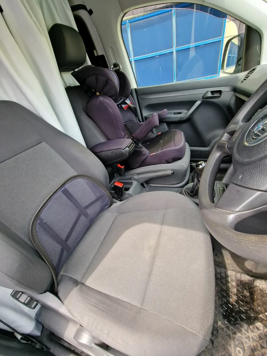 2015 Volkswagen Caddy Maxi 1.6 TDI (Manual) - Image 3