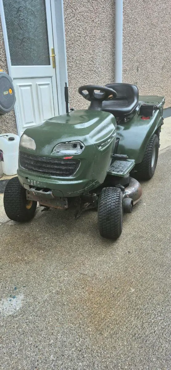 Ride on lawnmower updated photos  garden equipm - Image 4