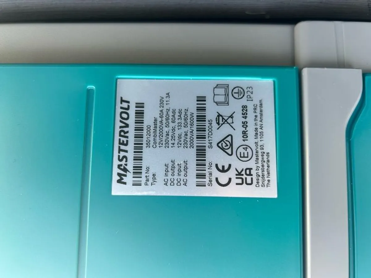Master Volt Combi 12/1600 Inverter Charger - Image 2