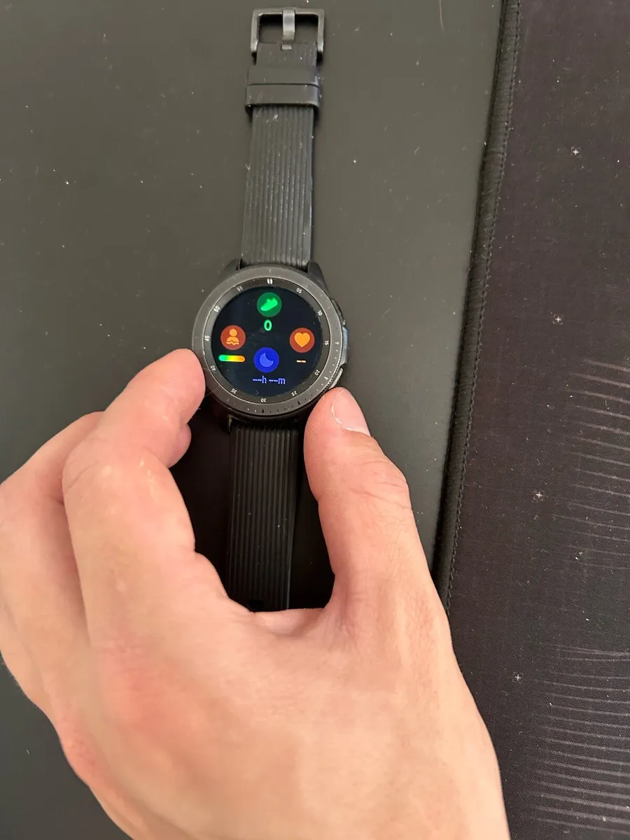 Samsung Galaxy watch 42mm - Image 3