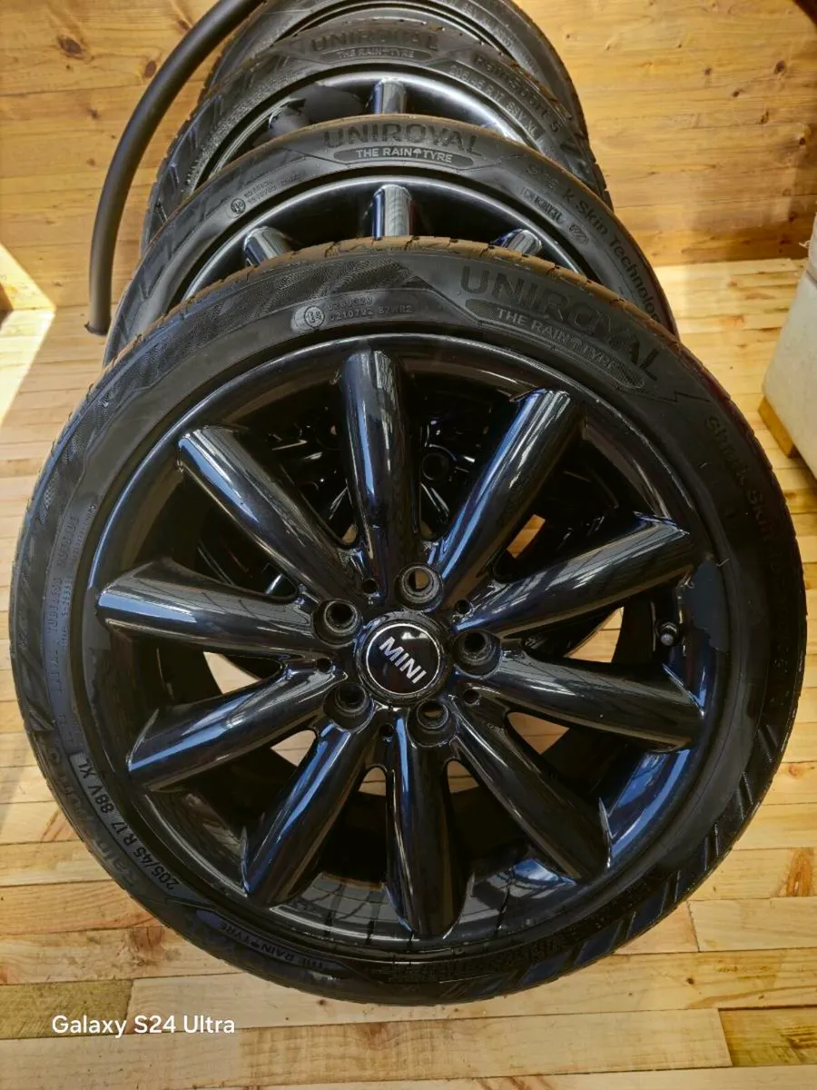 Mini Cooper  Wheels - Image 1