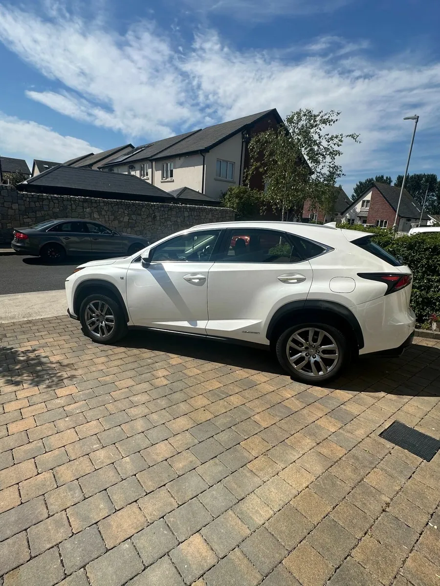 Lexus NX 2015 - Image 4
