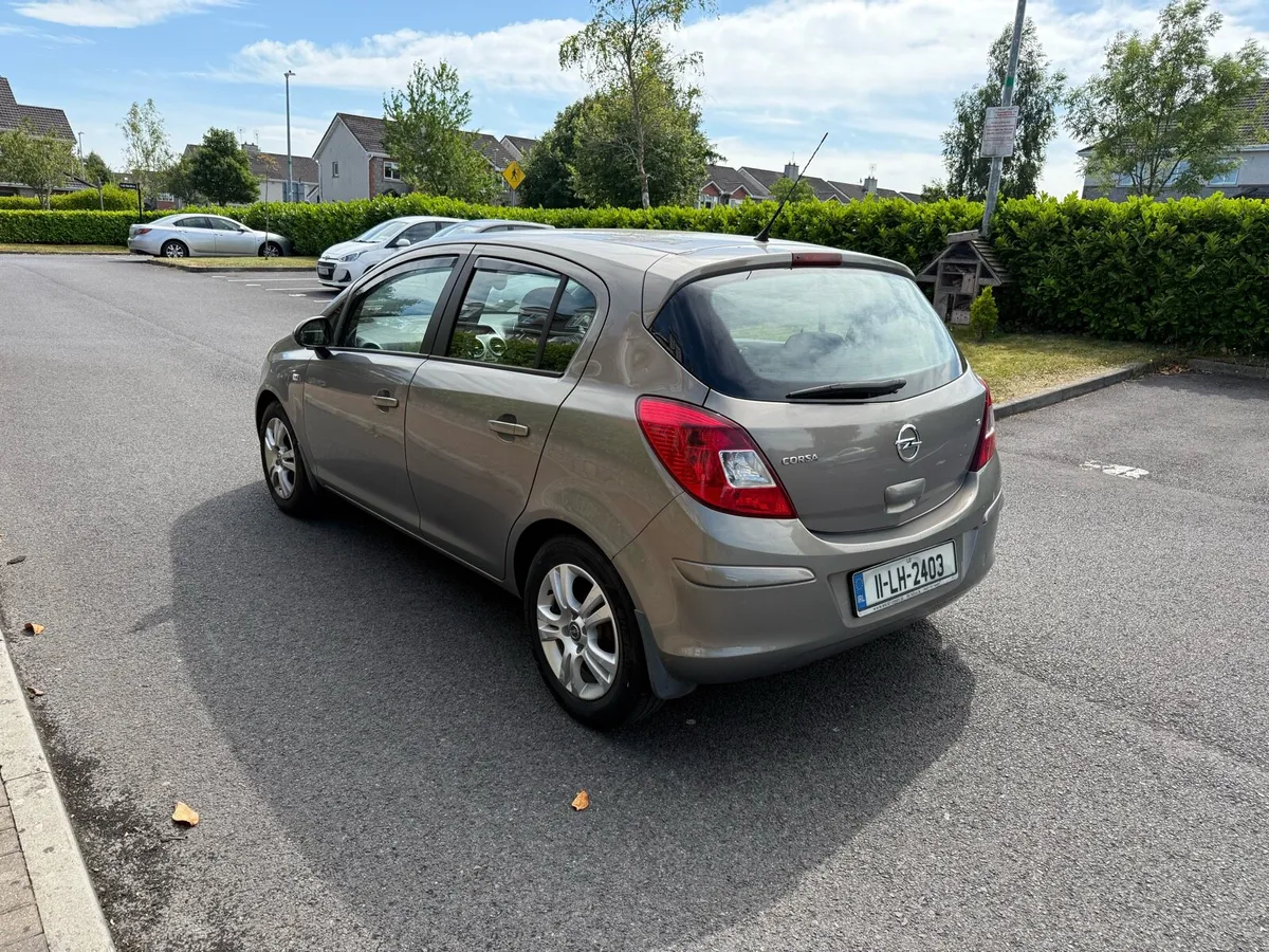 Opel corsa 1.2 petrol - Image 3