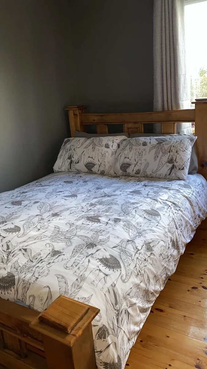 Bed - Image 3