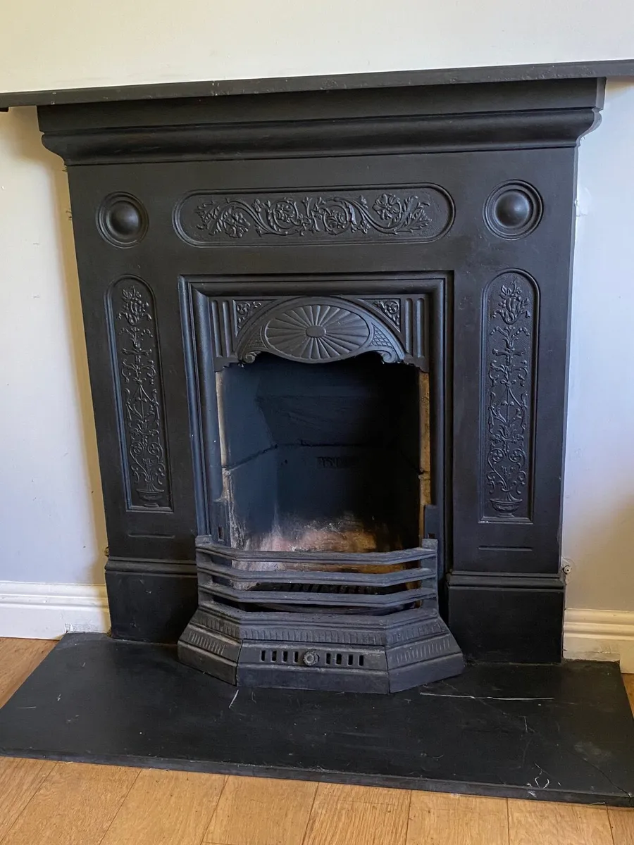 Fire place Black Antique