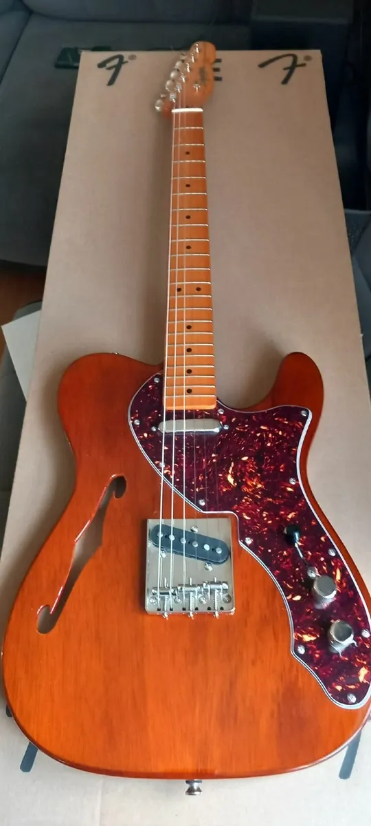 Squier 60' Classic Wibe Thinline Telecaster - Image 1