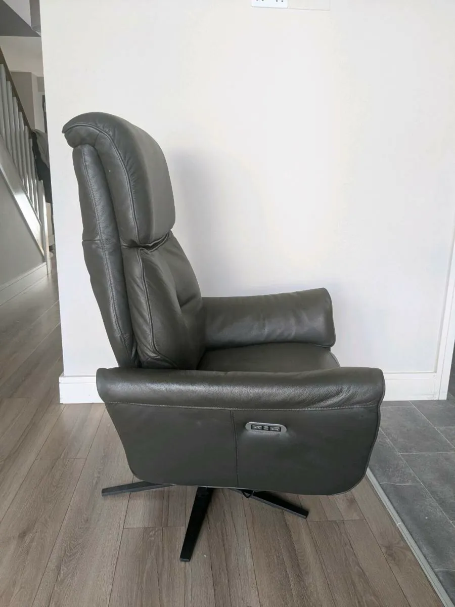 Leather recliner chair - Image 2