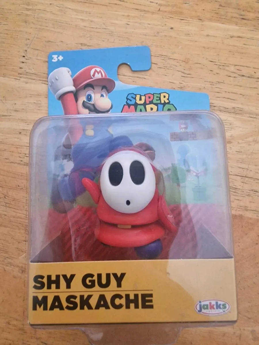 Super Mario  Red Shy Guy 6cm Action  Figure - Image 1