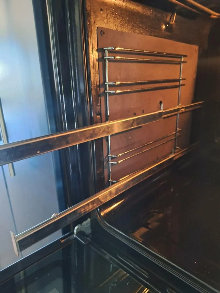 Whirlpool AKL309IX Built In Double Oven COLLECTION - Image 4