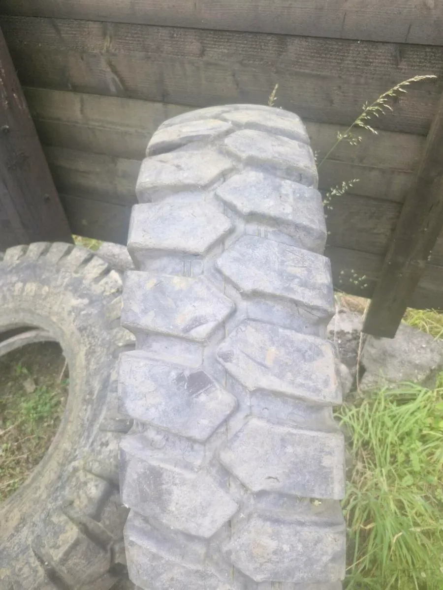 BKT Rubber Duck tyres + Spacers - Image 1