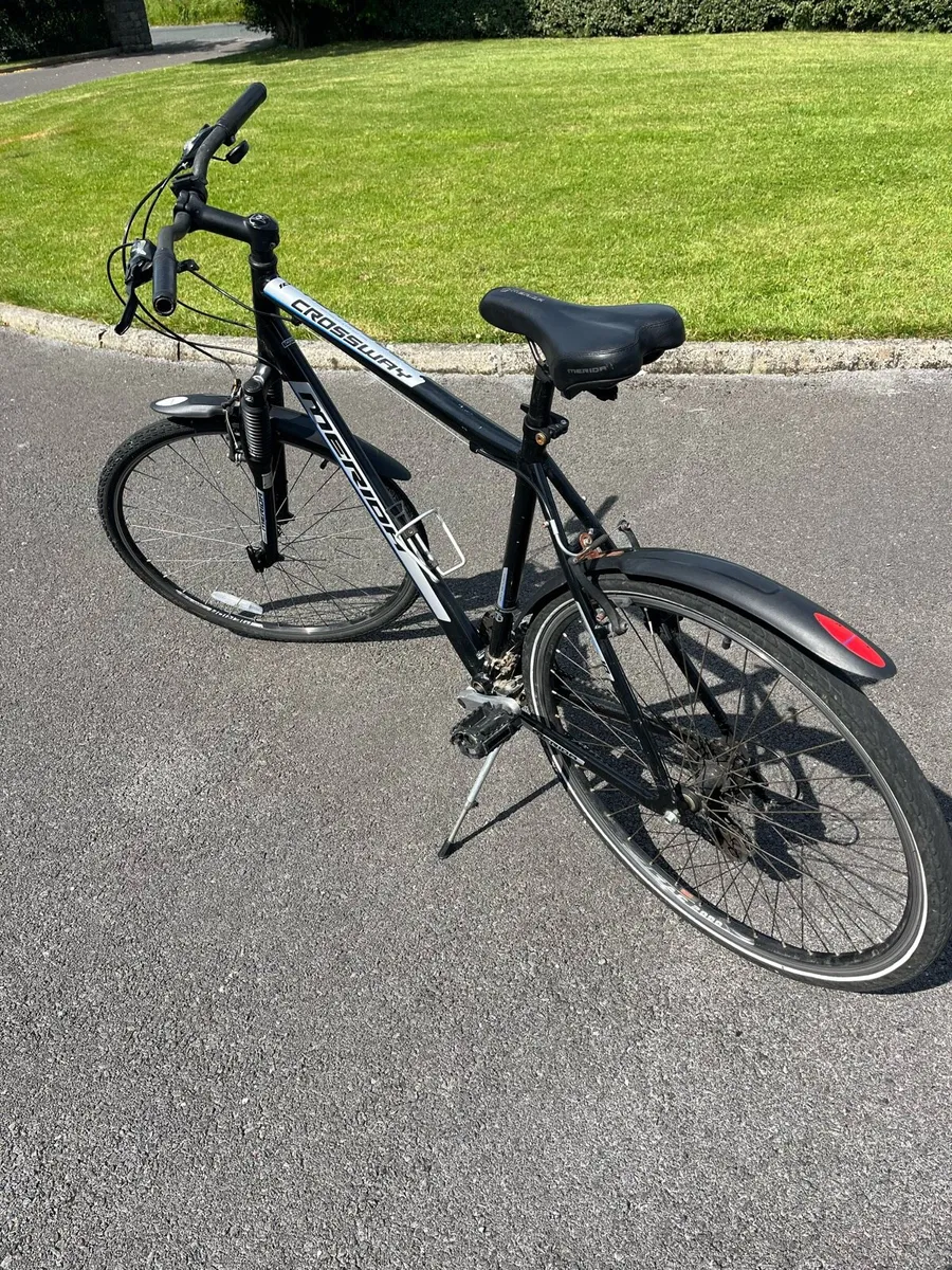 Merida Crossway Men’s Bike - Image 2