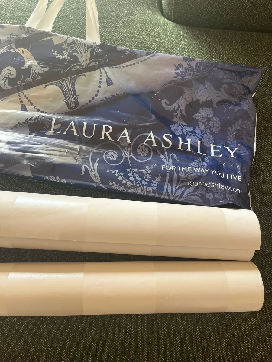 Laura Ashley - Wallpaper - Image 1