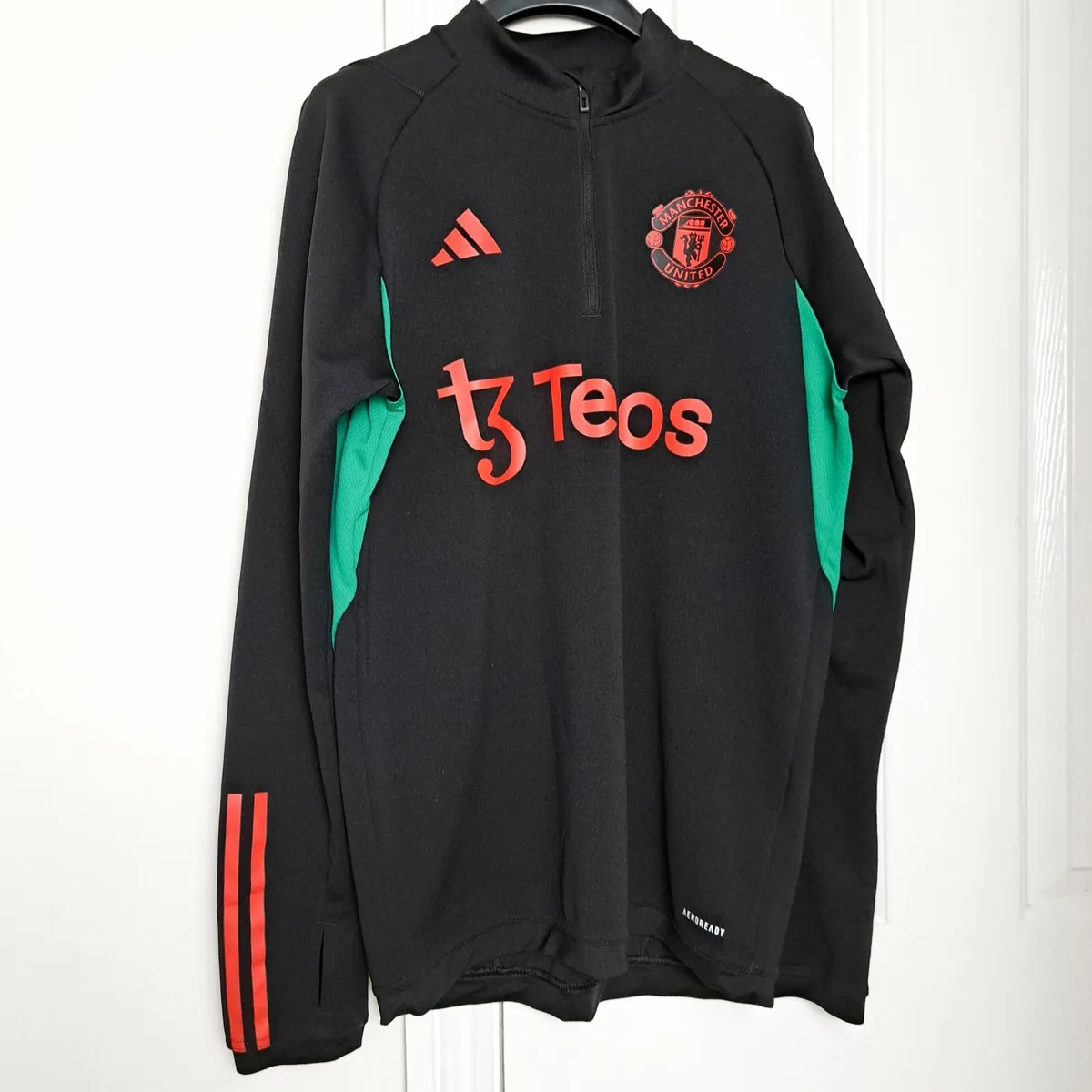 Adidas Manchester United 2023 24  Training Top  M - Image 2