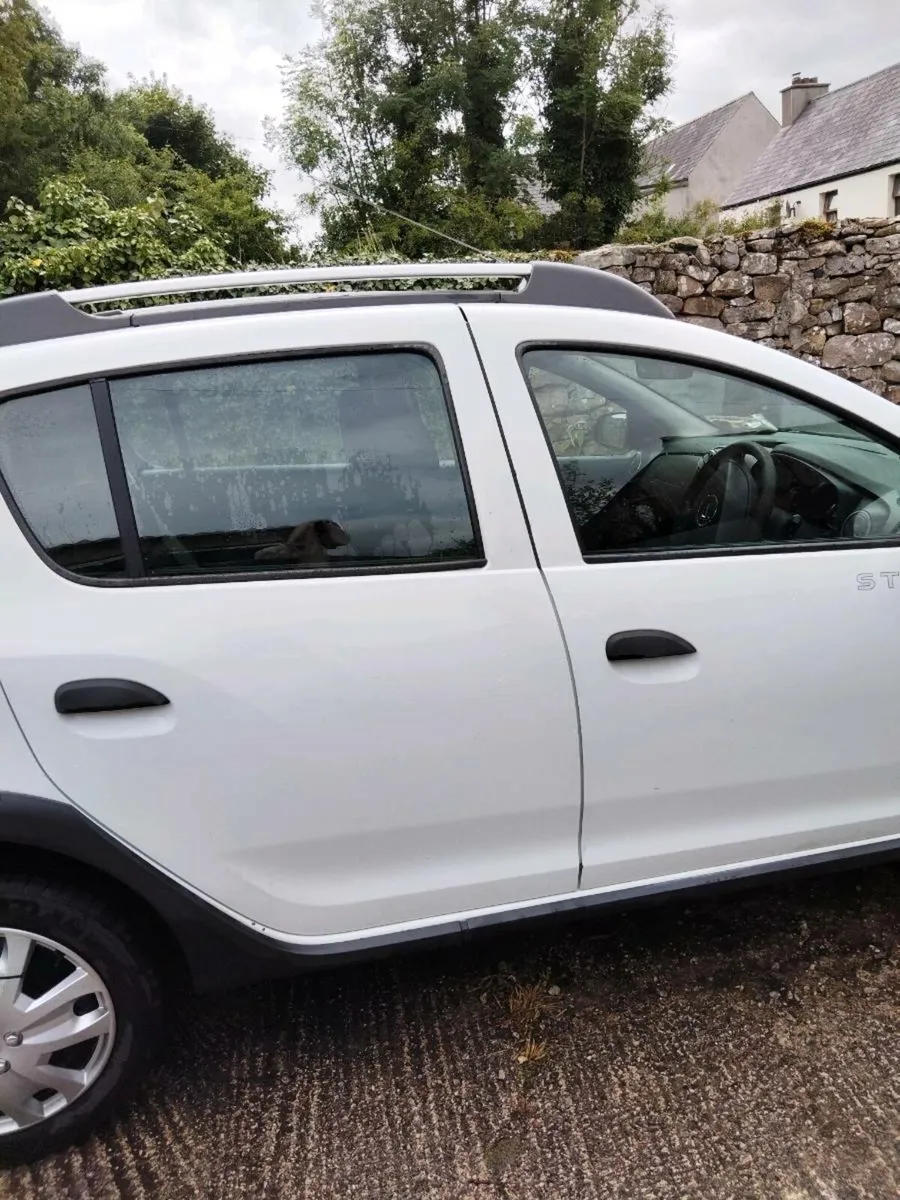 Dacia stepway 1.5 2015 - Image 1