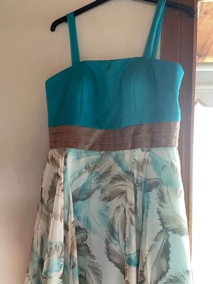 Occasion dress - Image 1