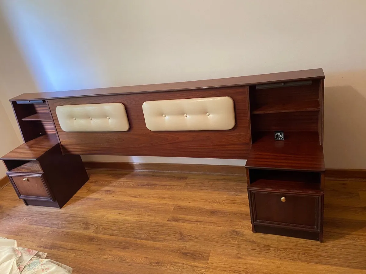 Headboard, lockers, dressing table and stool - Image 3