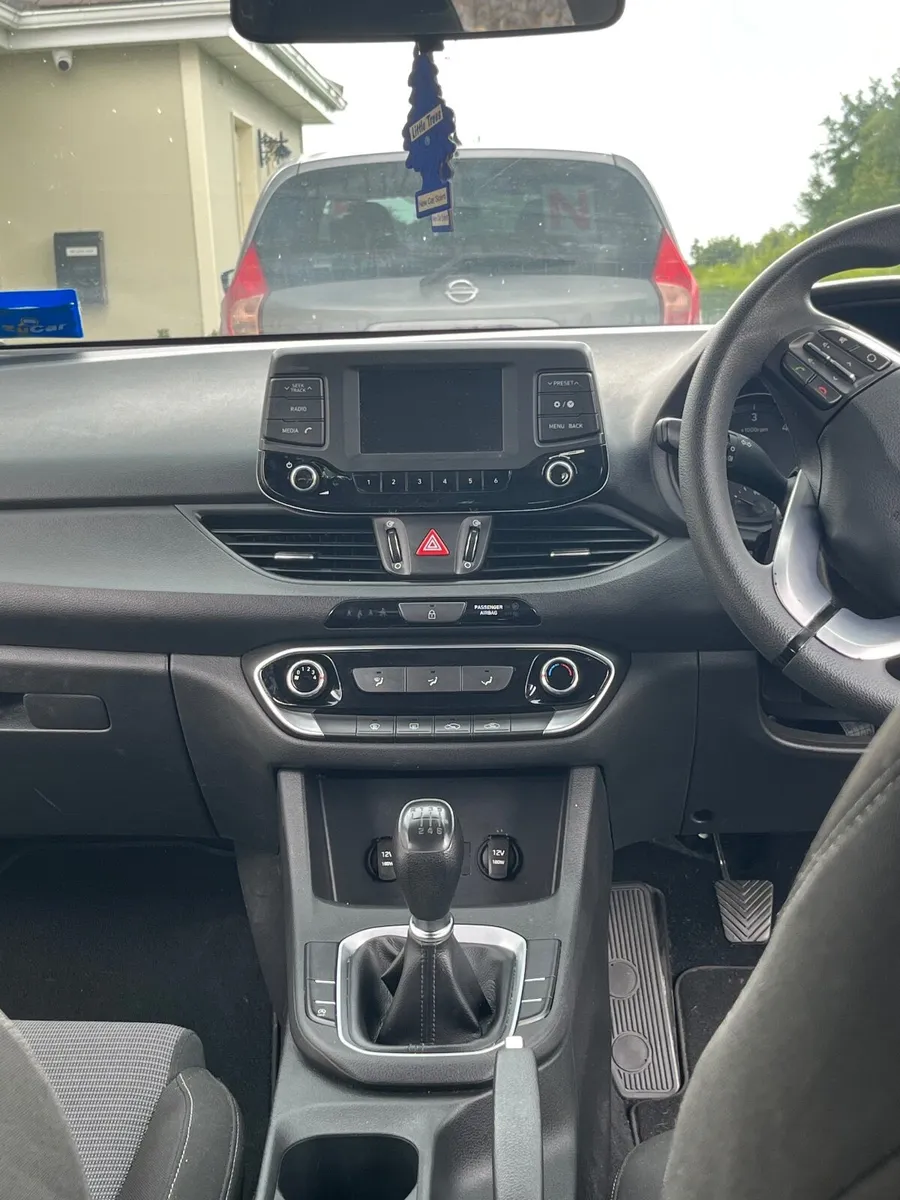 Hyundai i30 2017 - Image 3