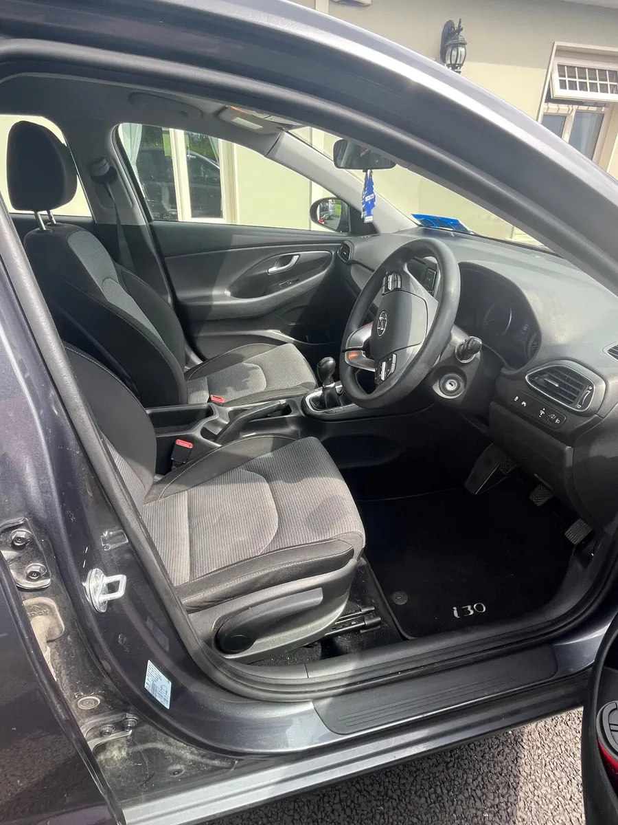 Hyundai i30 2017 - Image 4