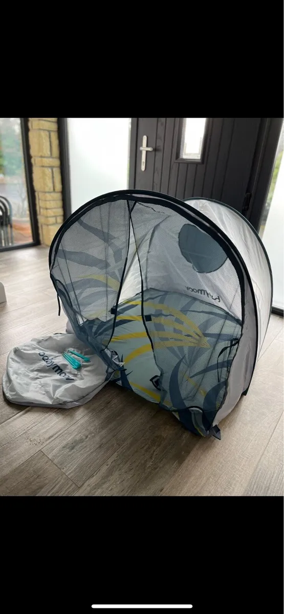 Pop up tent - Image 2