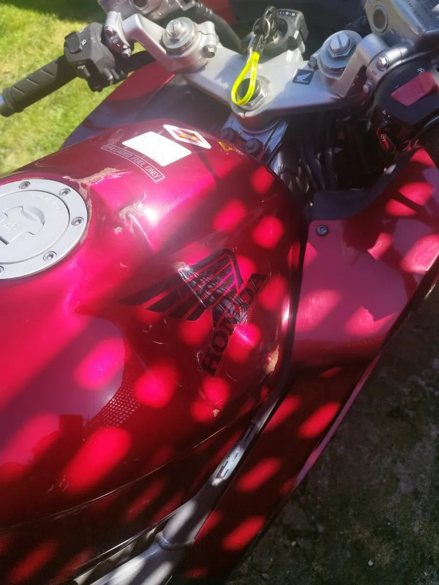 Honda VFR800 2007 - Image 4