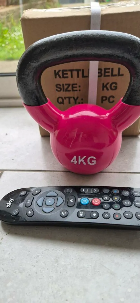 3x brand new cast iron kettlebells - Image 2